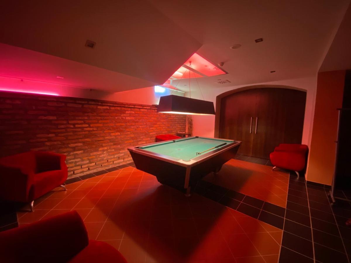 Boutique Hotel Sopianae Pecs Luaran gambar
