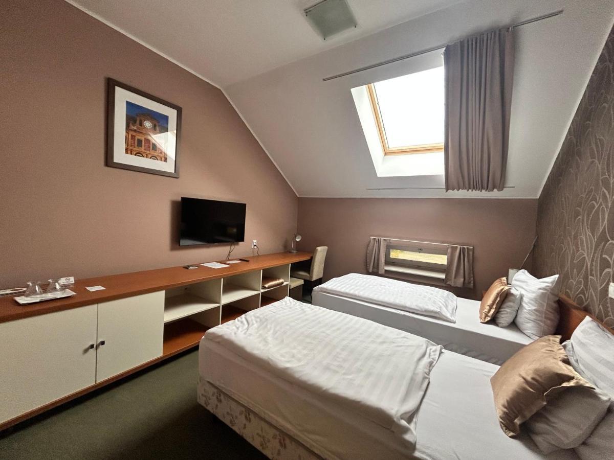 Boutique Hotel Sopianae Pecs Luaran gambar