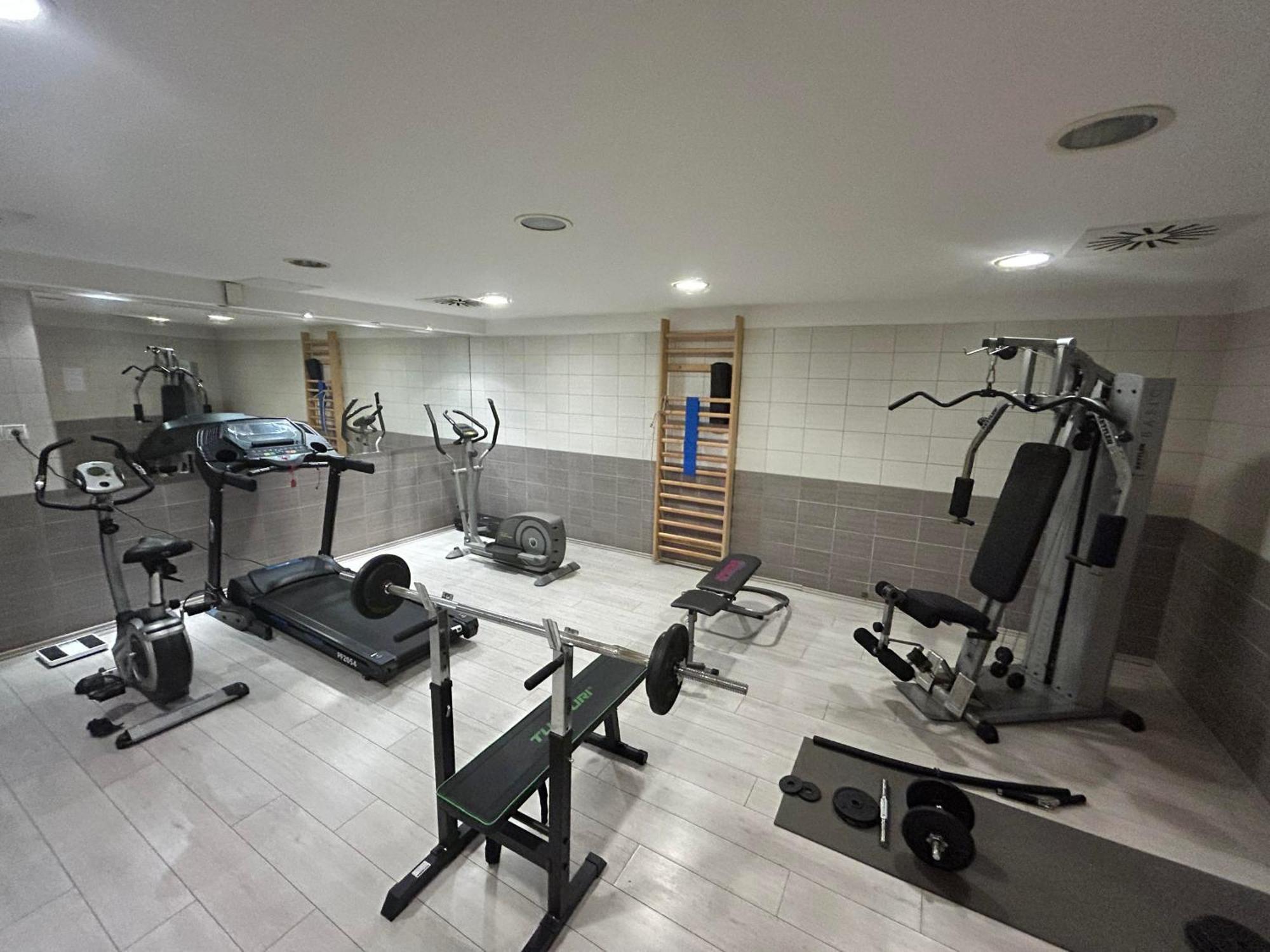 Boutique Hotel Sopianae Pecs Luaran gambar