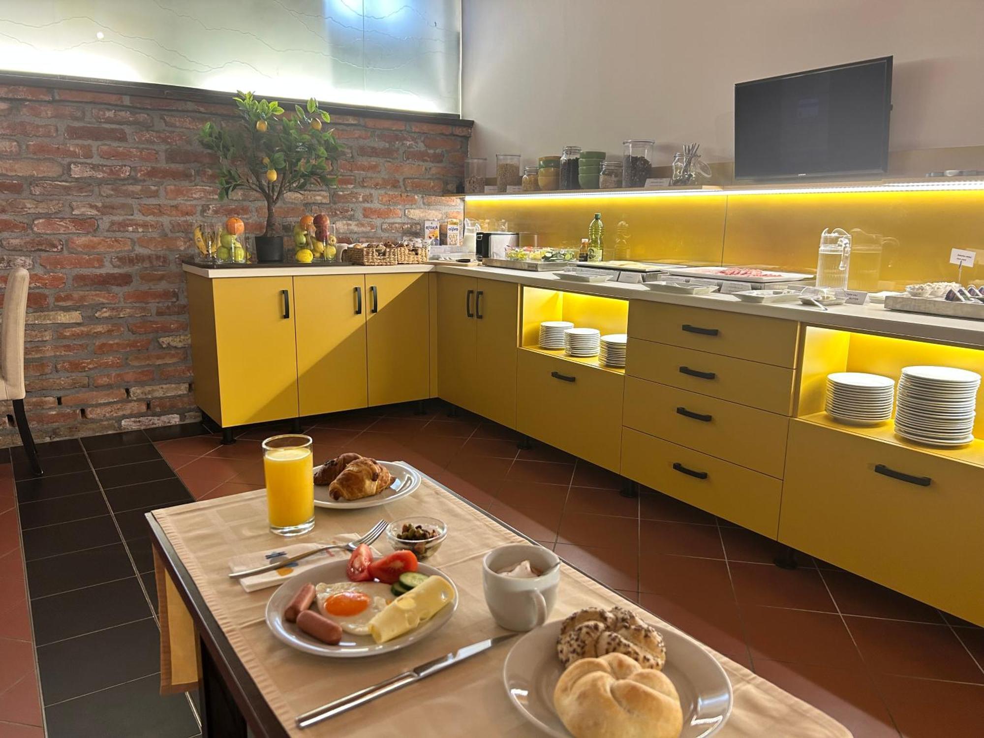 Boutique Hotel Sopianae Pecs Luaran gambar