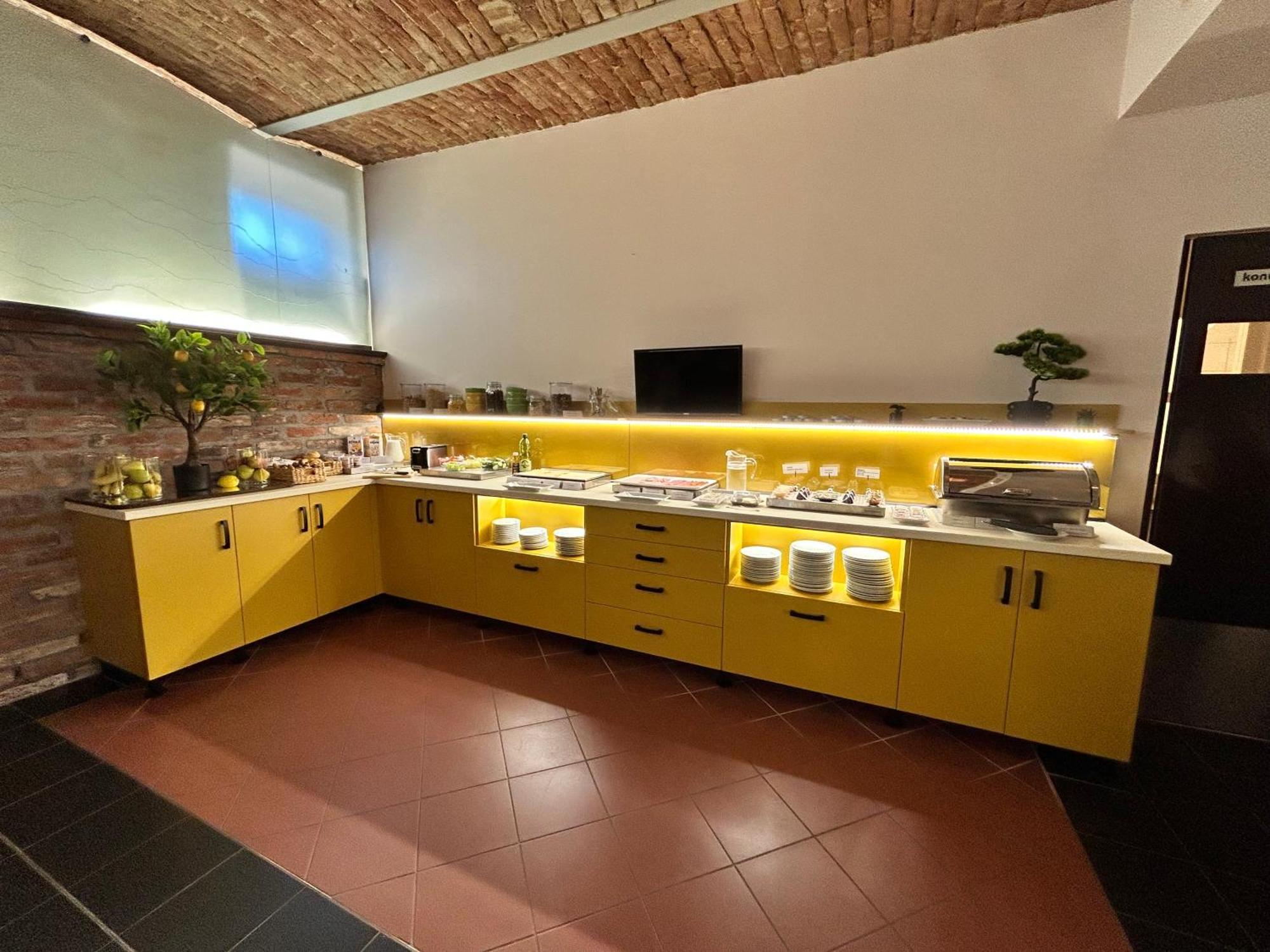 Boutique Hotel Sopianae Pecs Luaran gambar