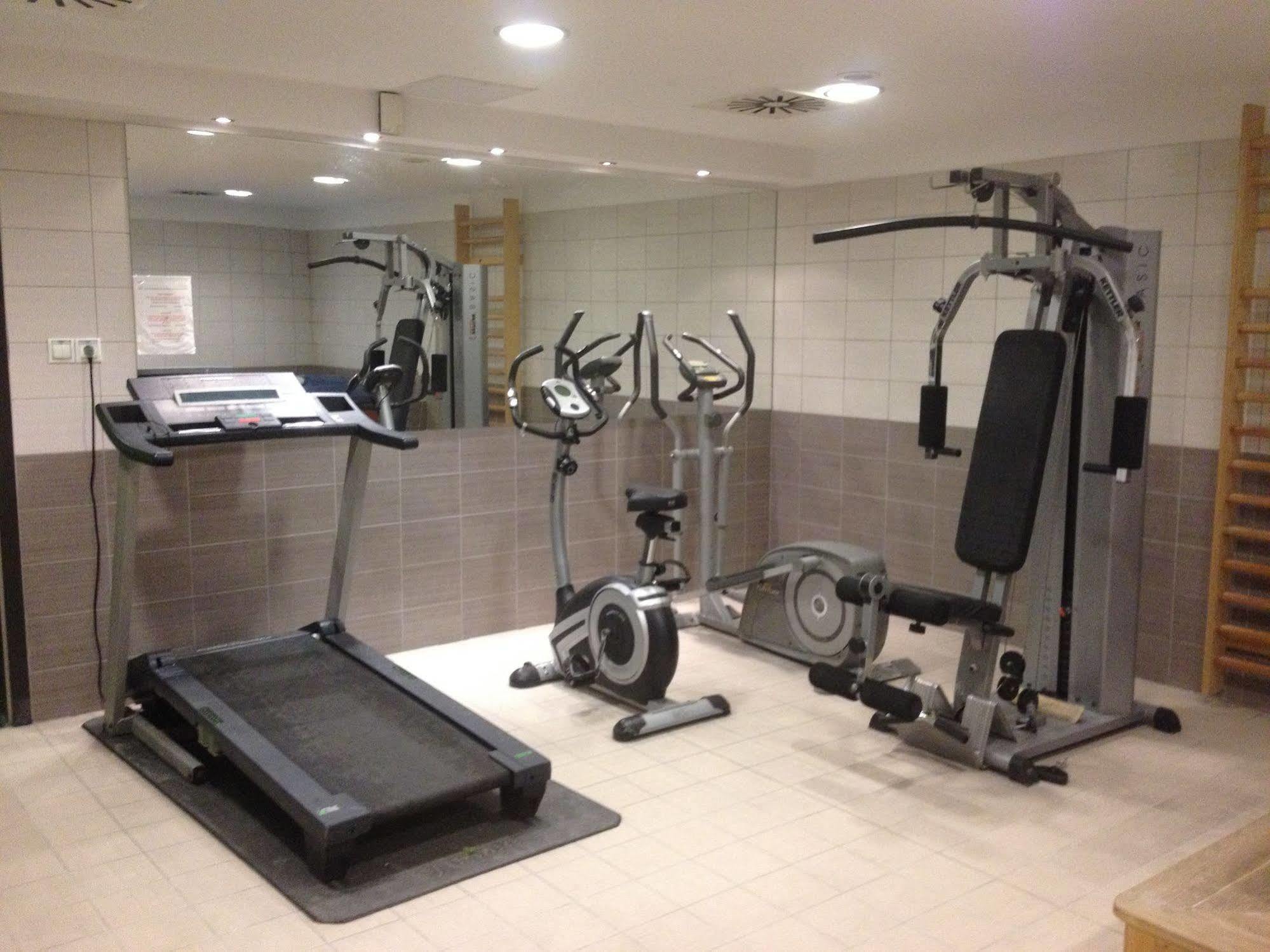 Boutique Hotel Sopianae Pecs Luaran gambar